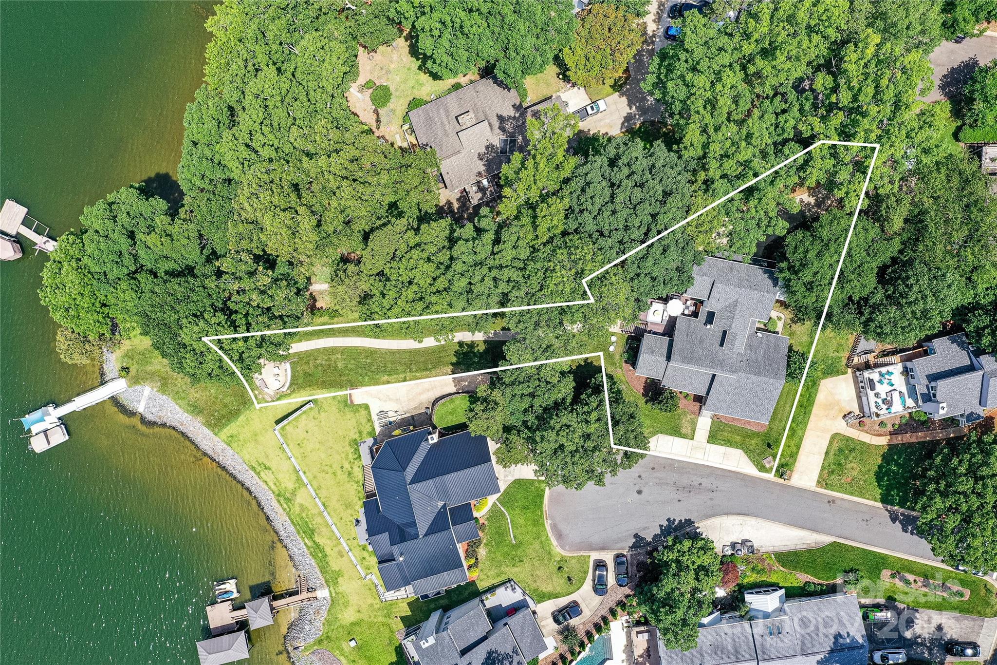 Tega Cay - Residential