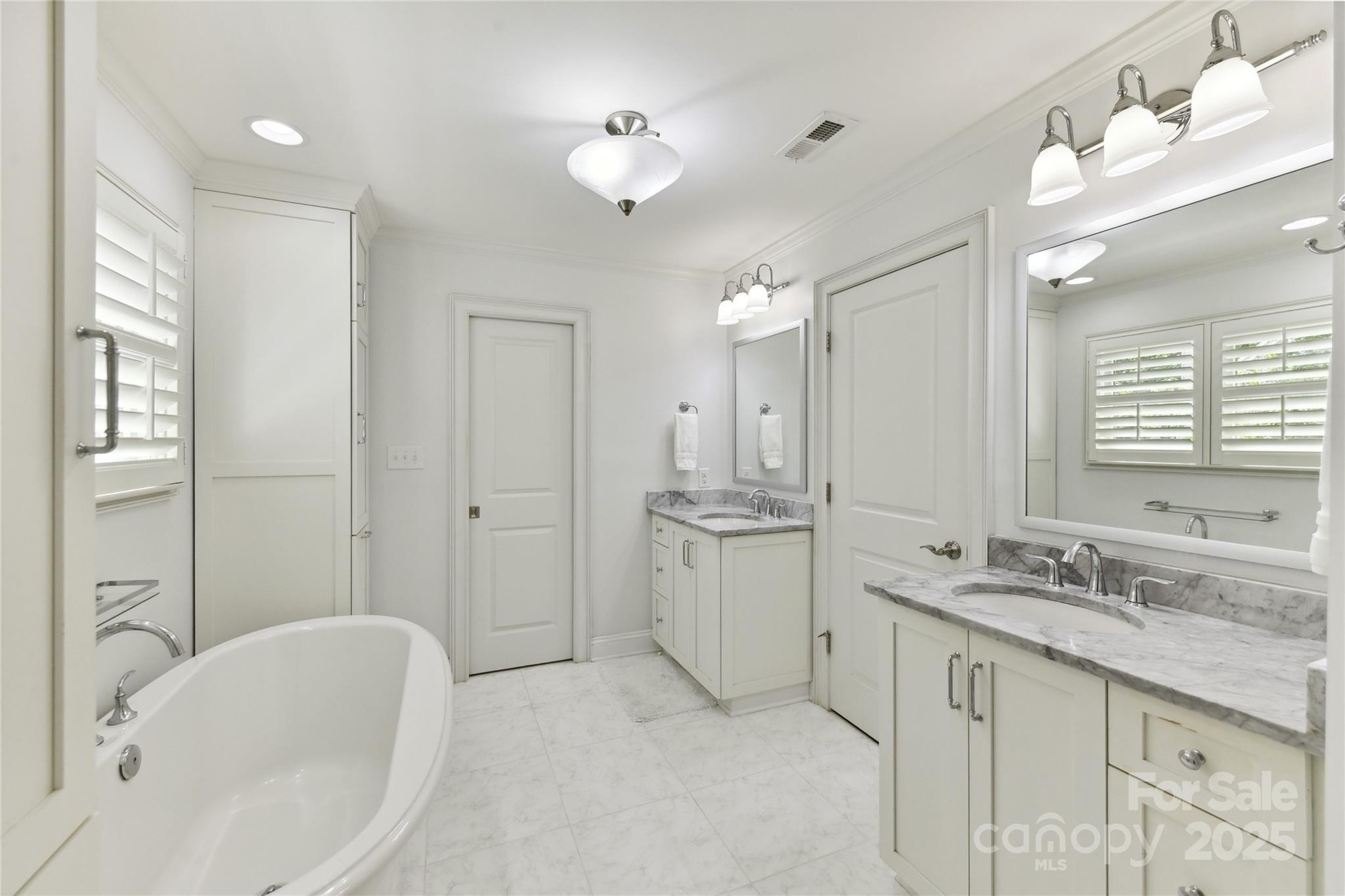 Tega Cay - Residential