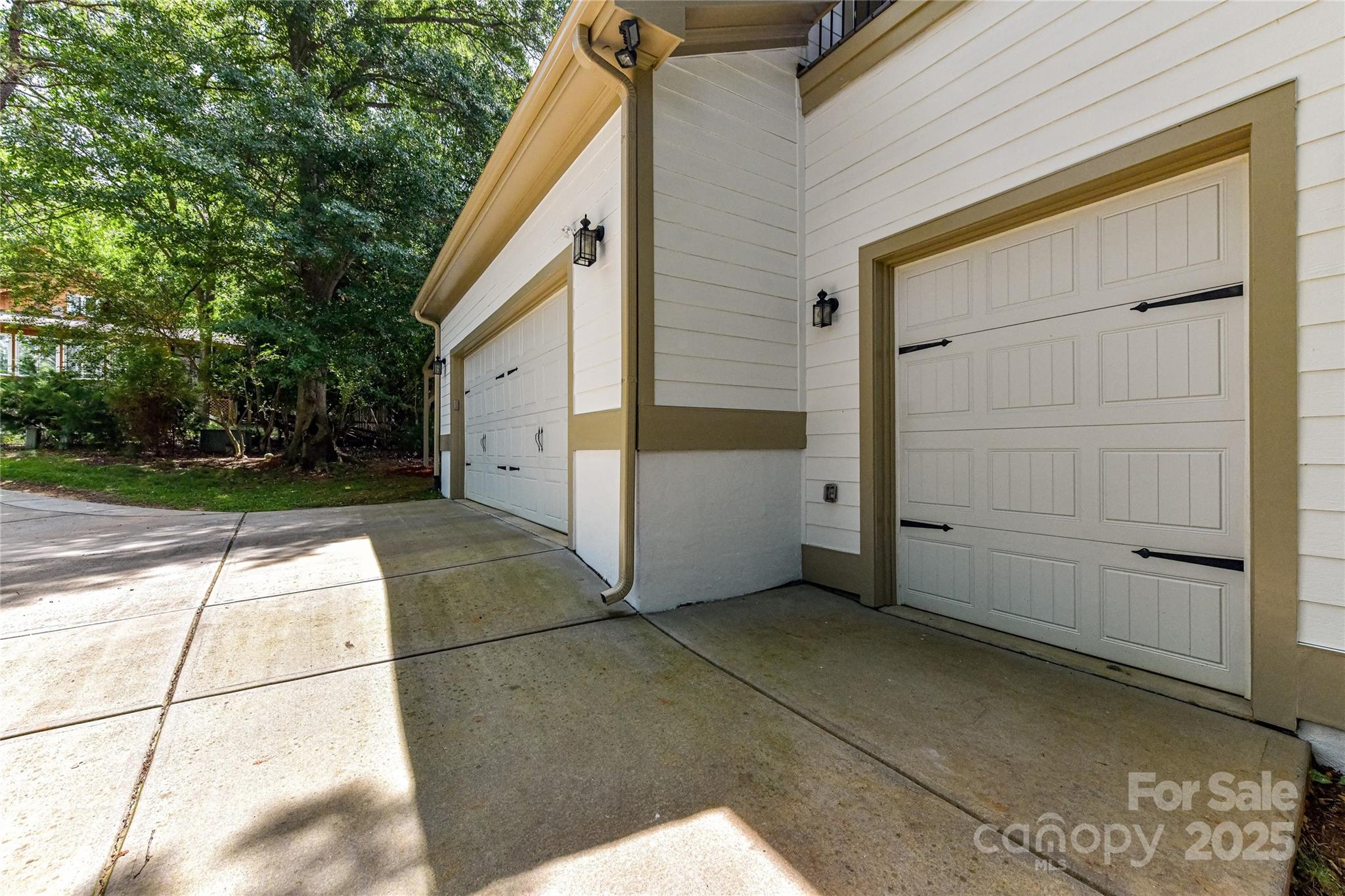 Tega Cay - Residential