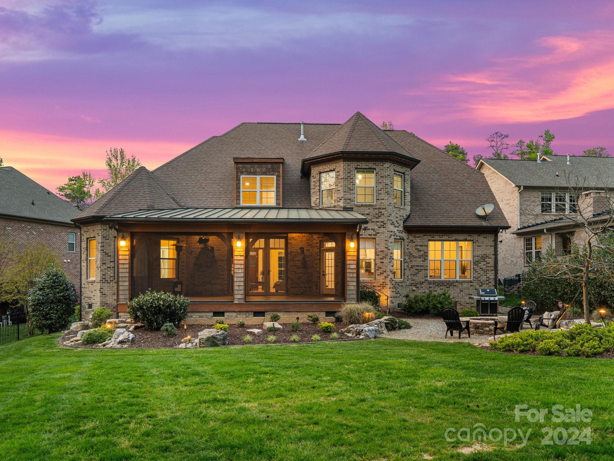 Lakeside - Residential