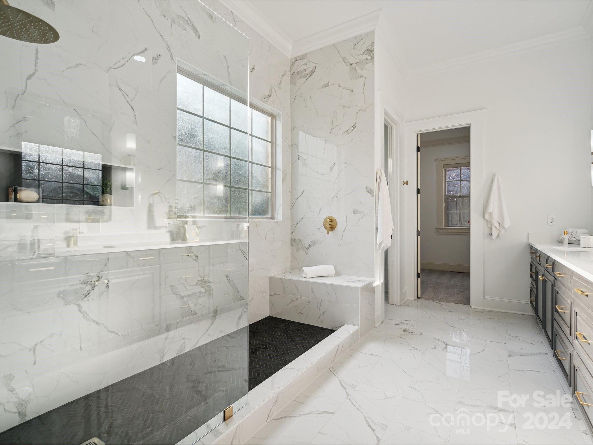 Lakeside - Residential