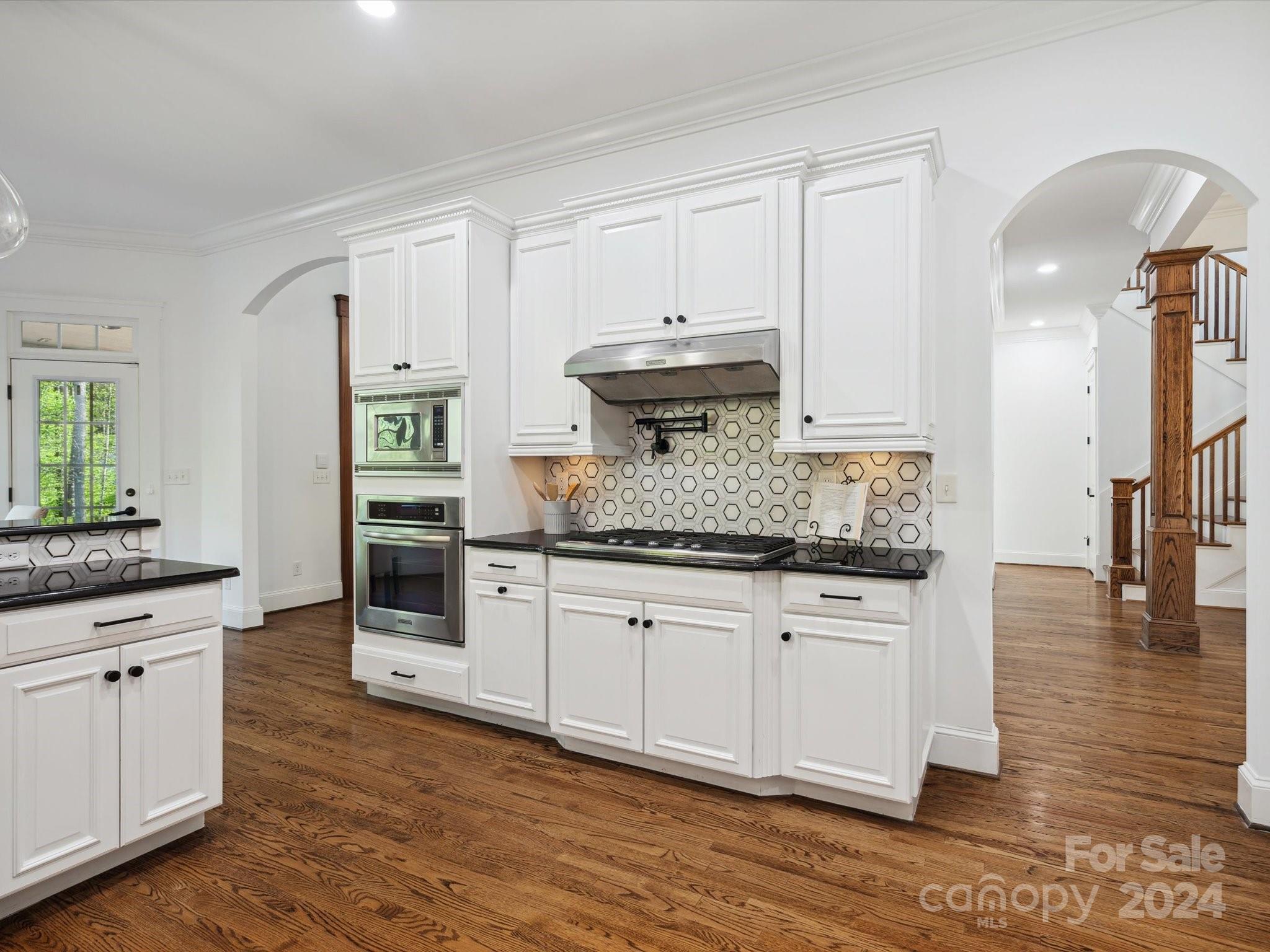 Lakeside - Residential