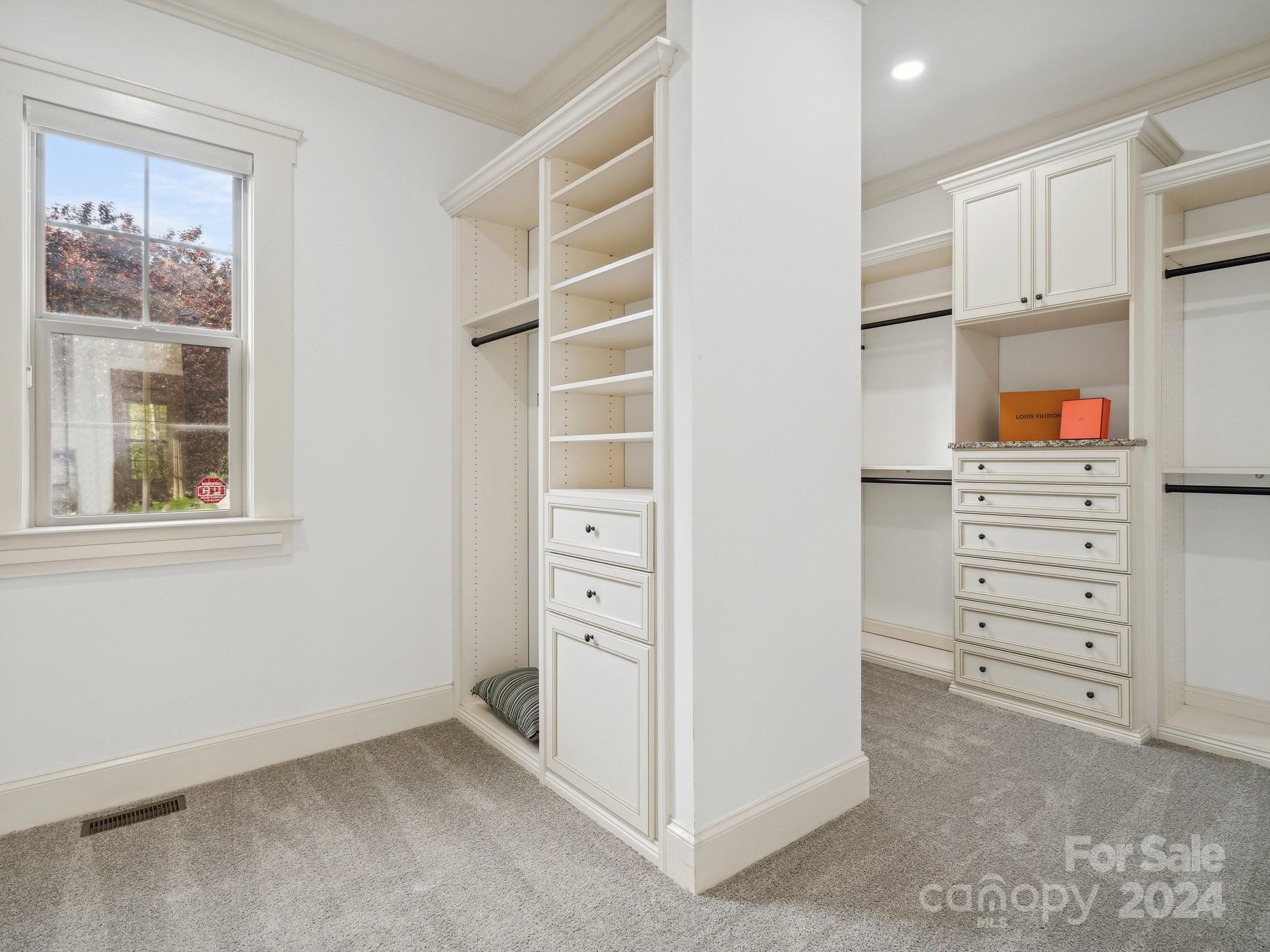 Lakeside - Residential