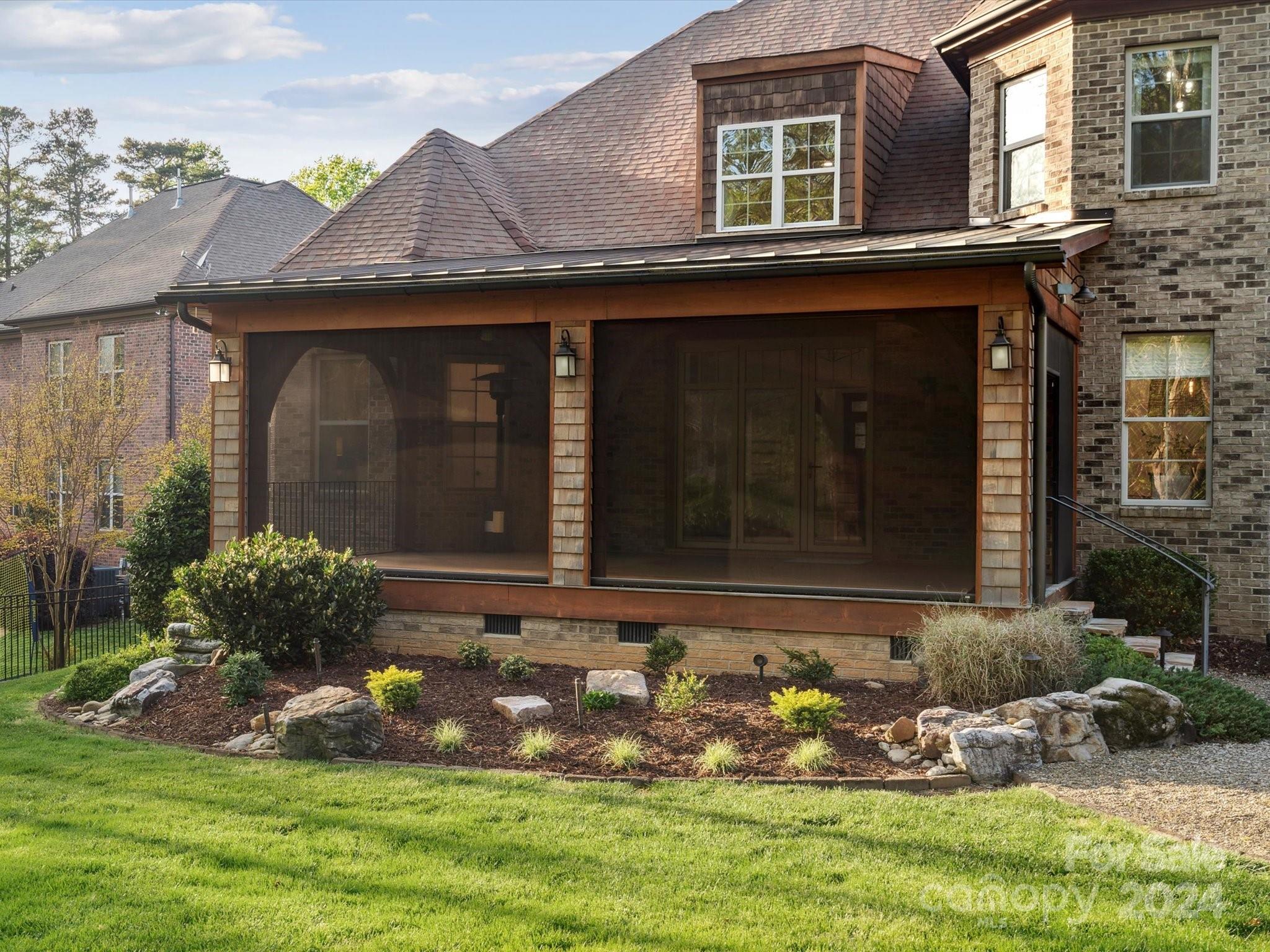 Lakeside - Residential