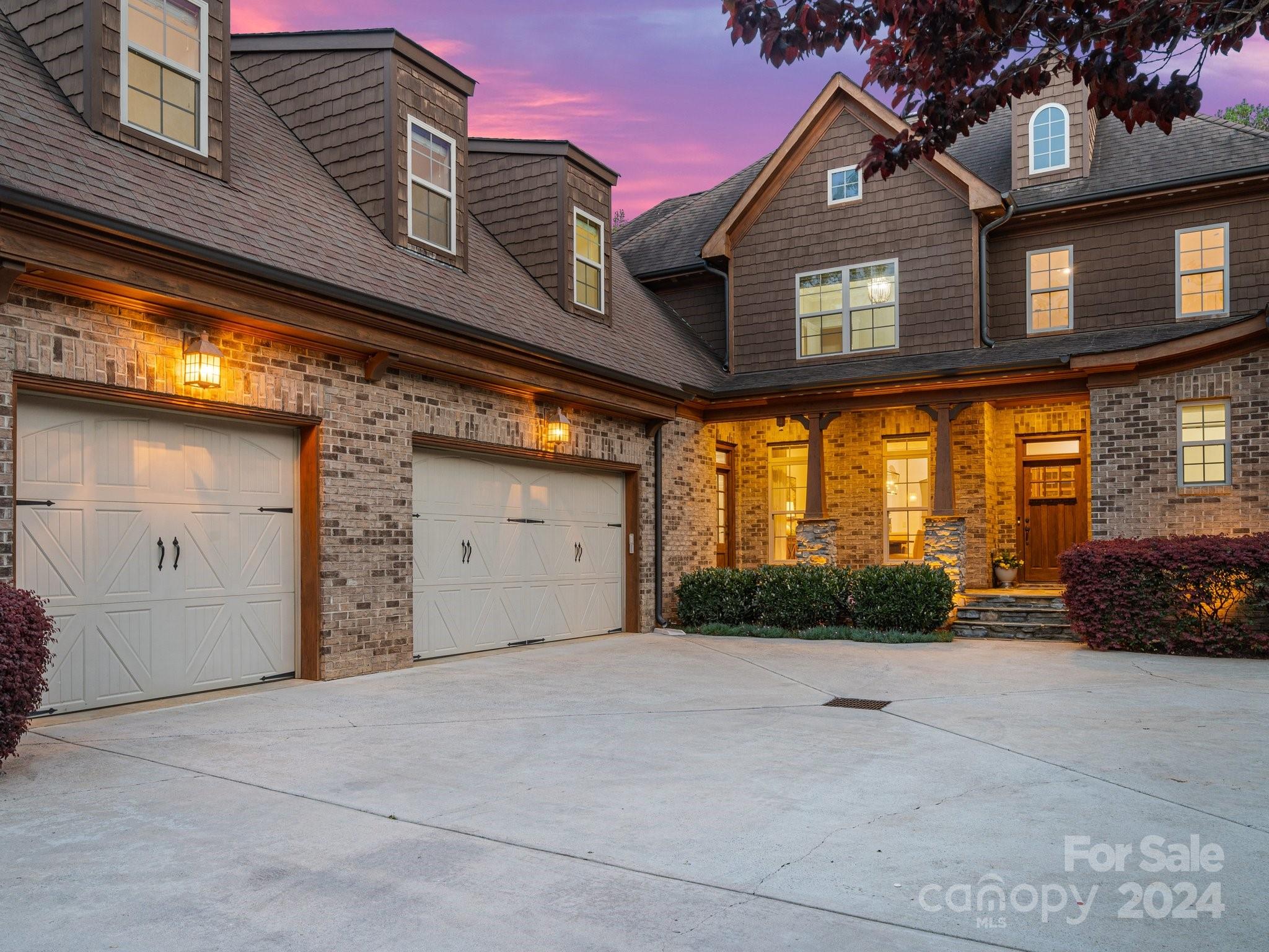 Lakeside - Residential