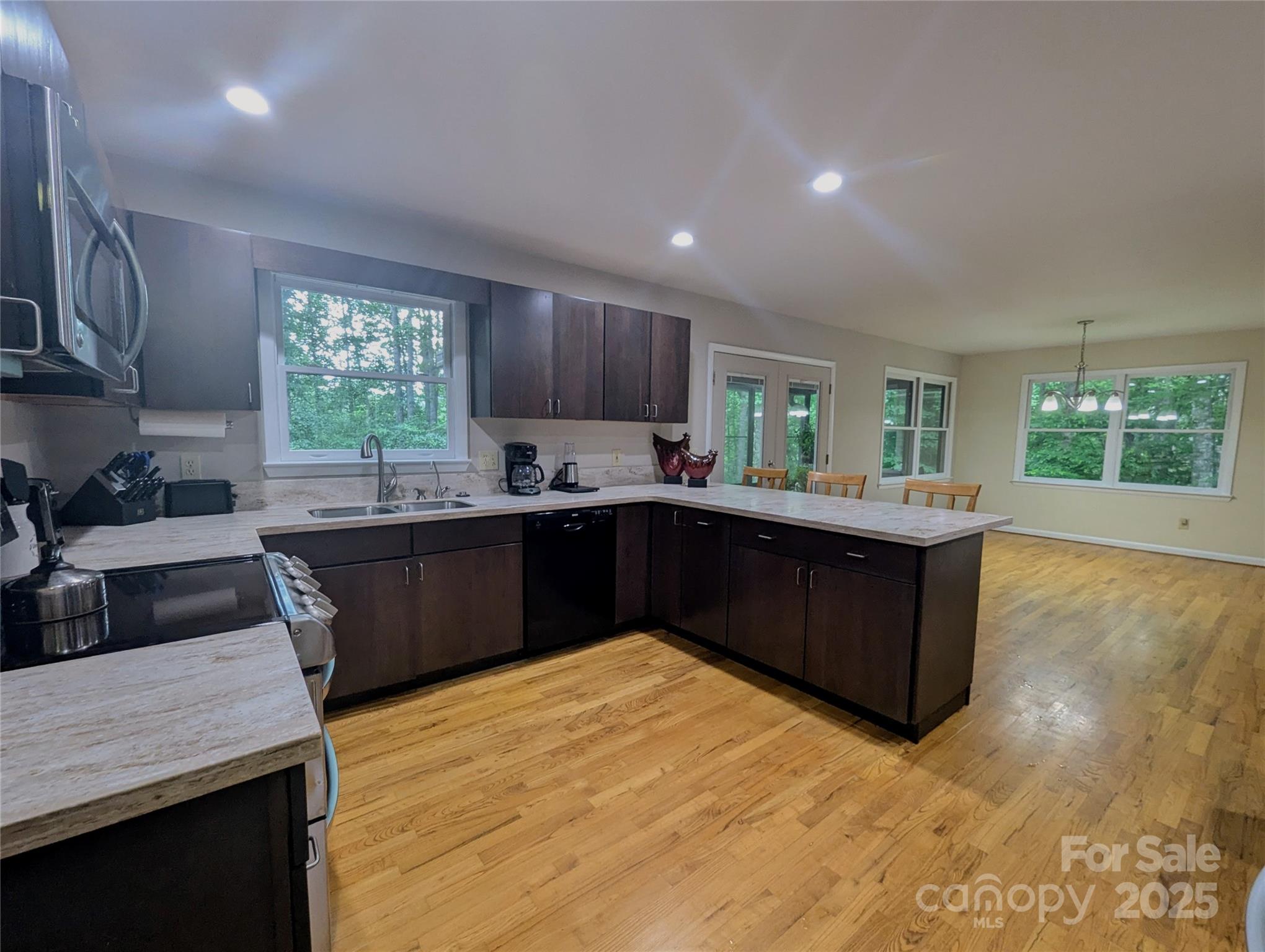 2 Pleasant Hill Drive