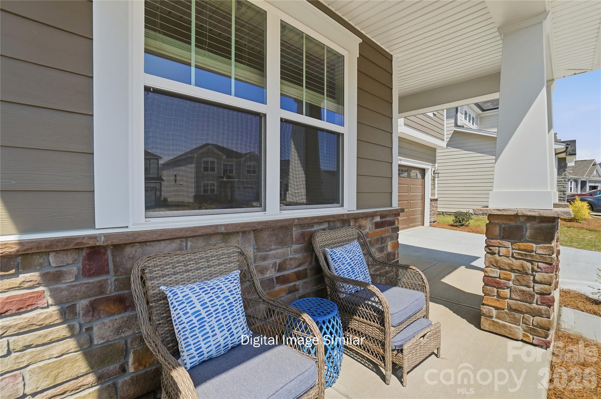 2718 Phoenix Court