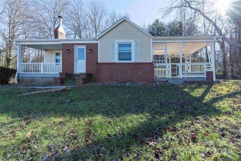 A home in Lenoir