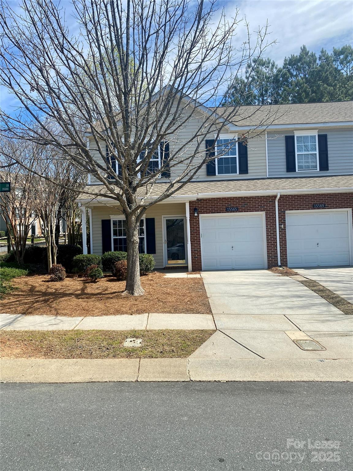 Oakbrooke - Residential Lease