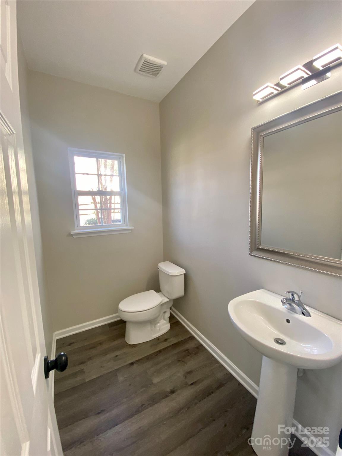 Oakbrooke - Residential Lease