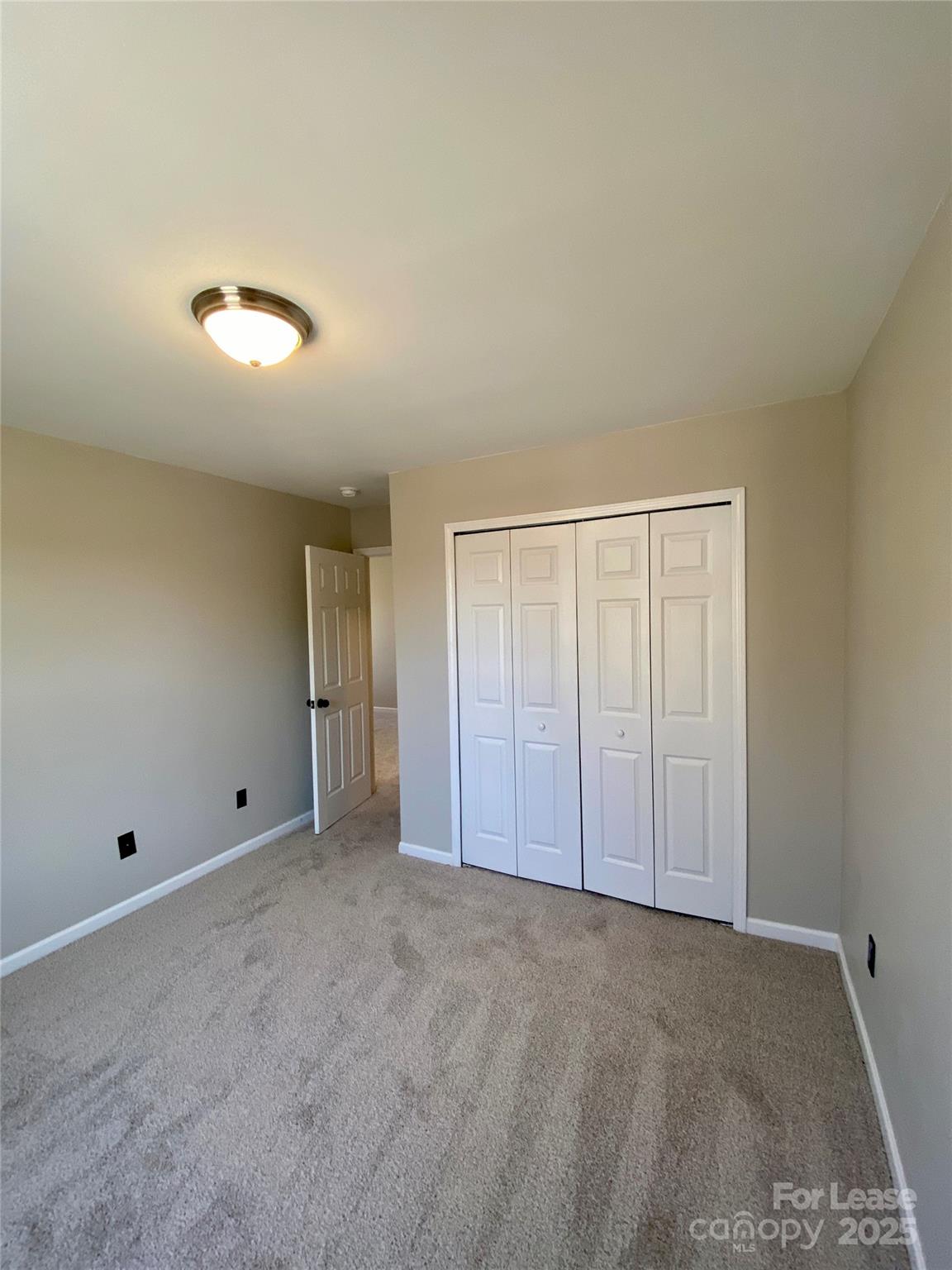 Oakbrooke - Residential Lease