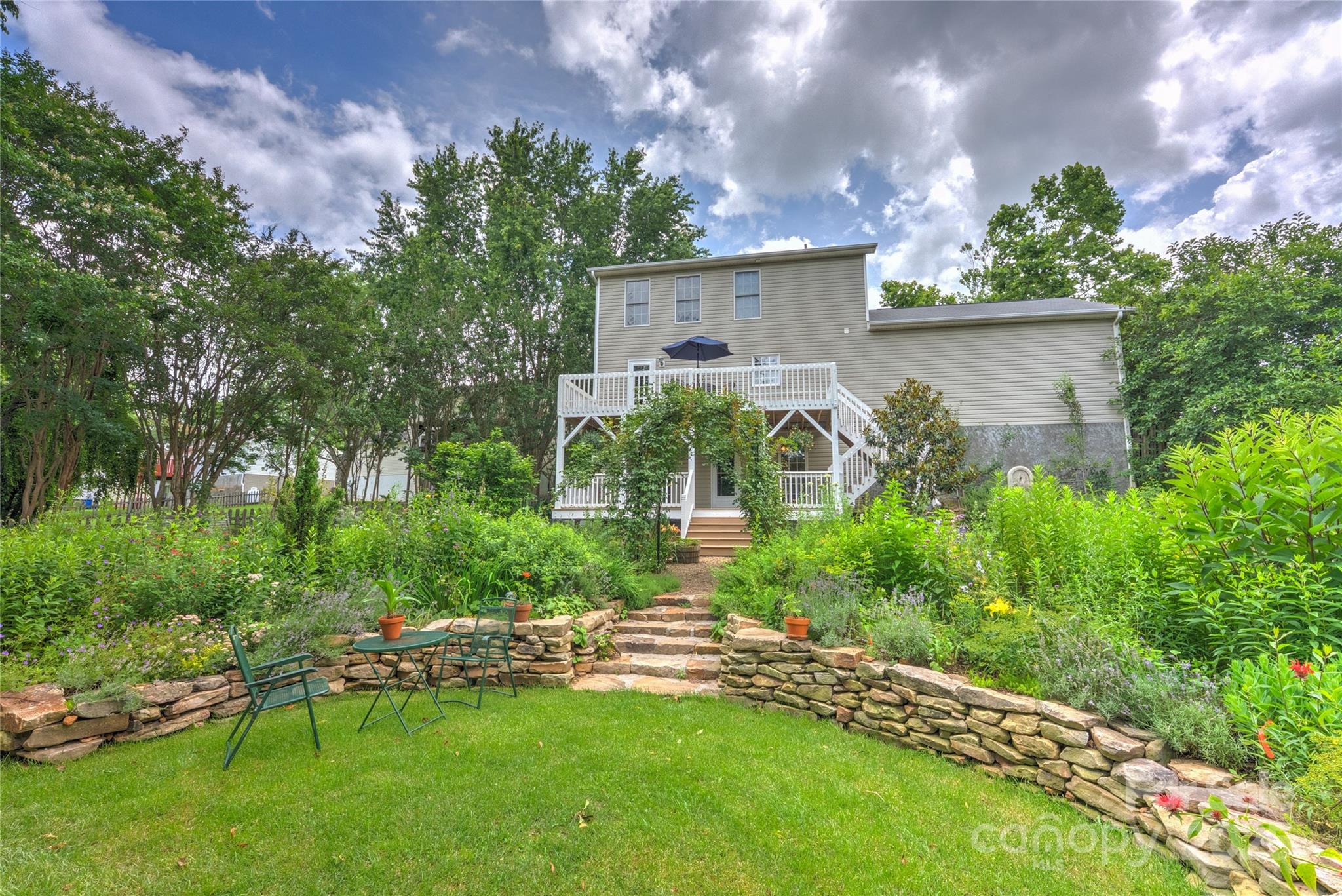 7 Mill Stone Drive