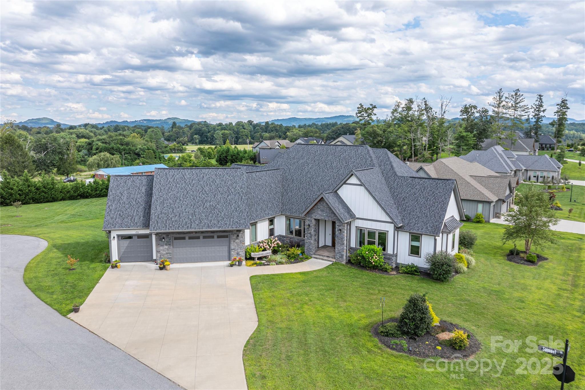 Mills River Crossing - Residential