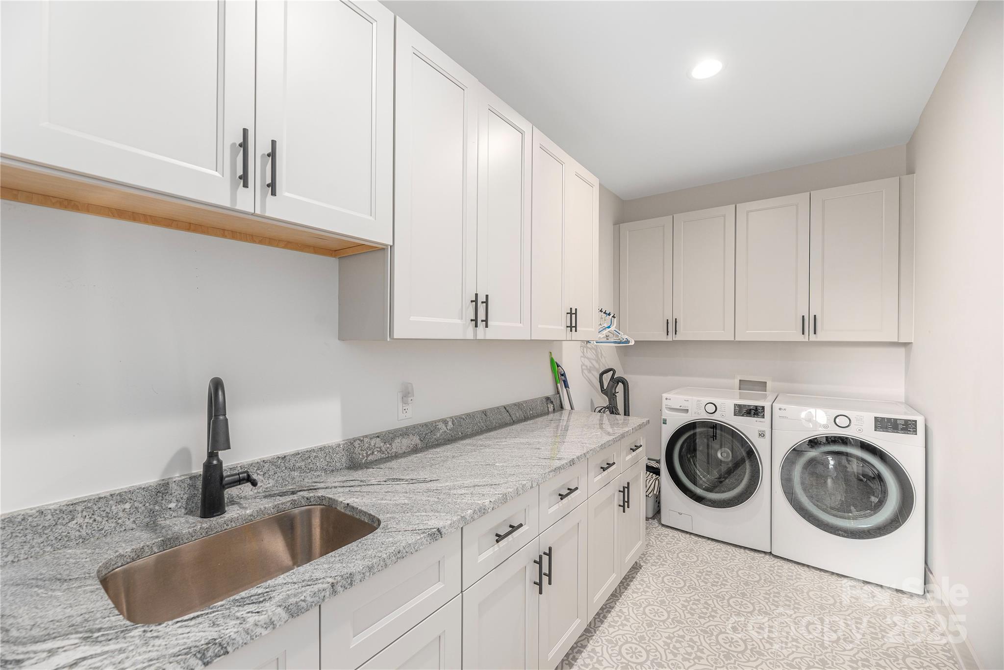 Mills River Crossing - Residential