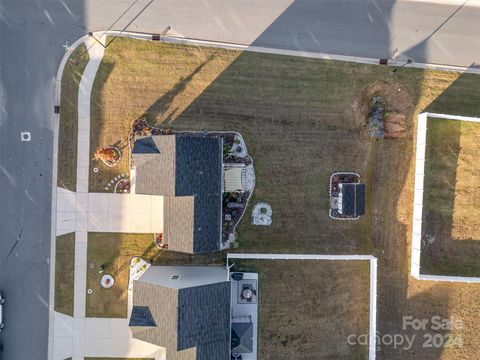 A home in Troutman