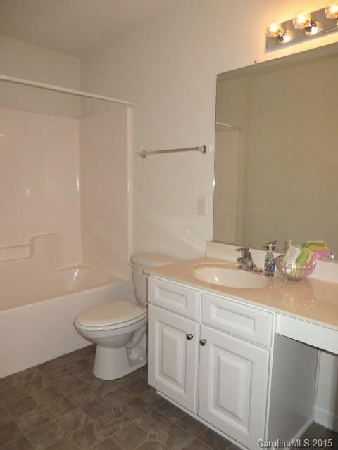 Autumn Cove At Lake Wylie - Residential