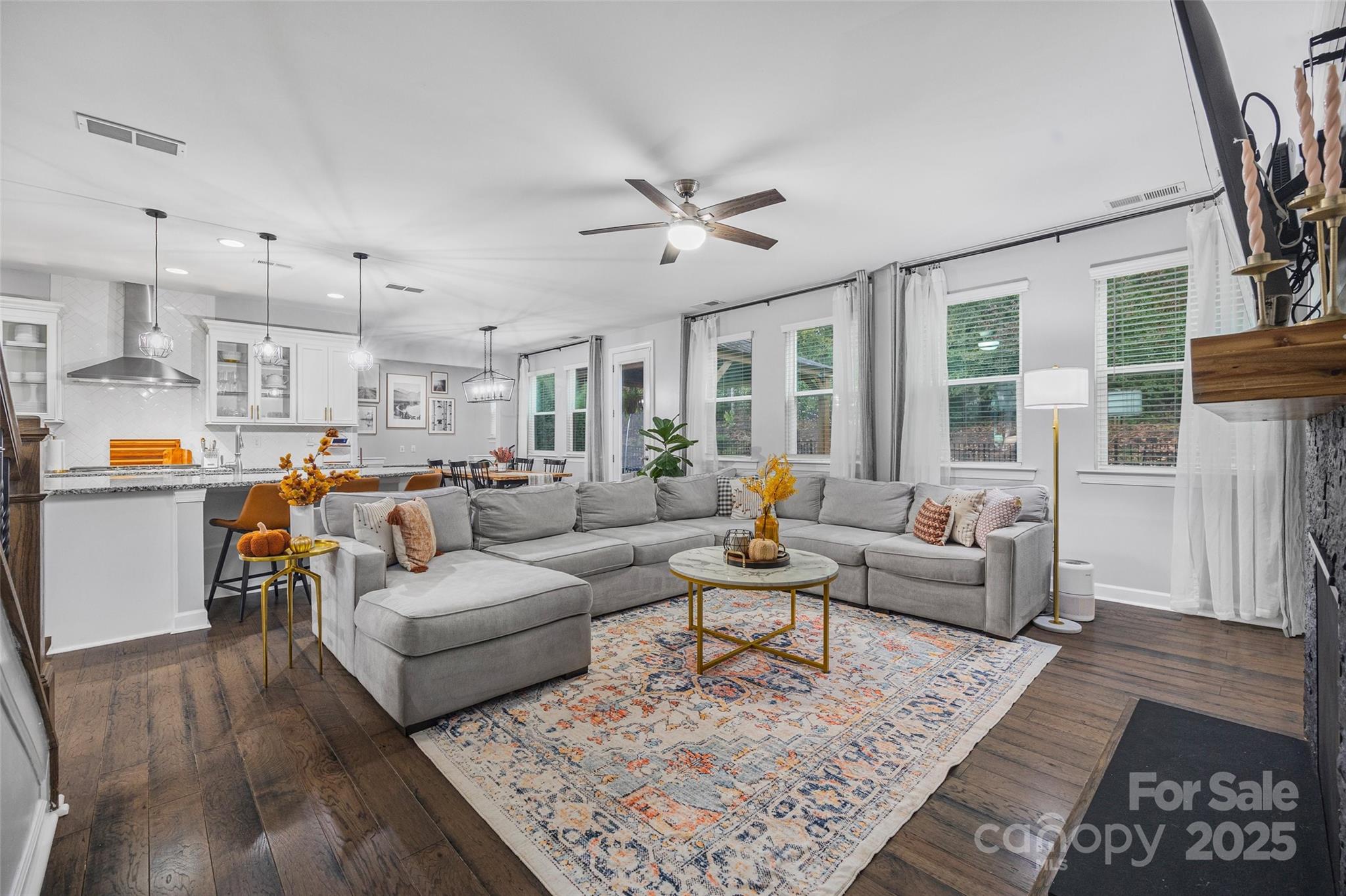 Lake Crest - Residential