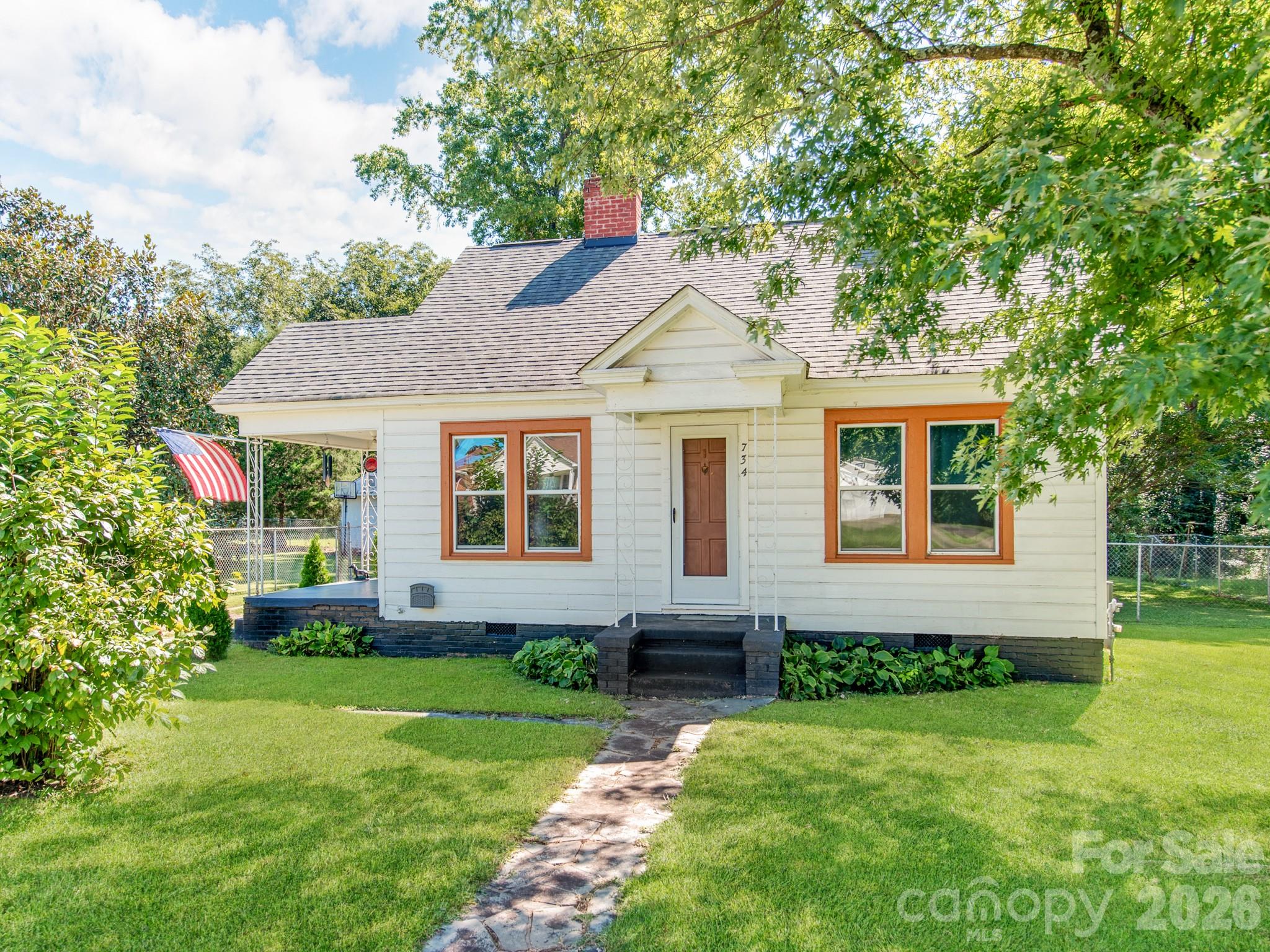 734 Tanglewood Drive