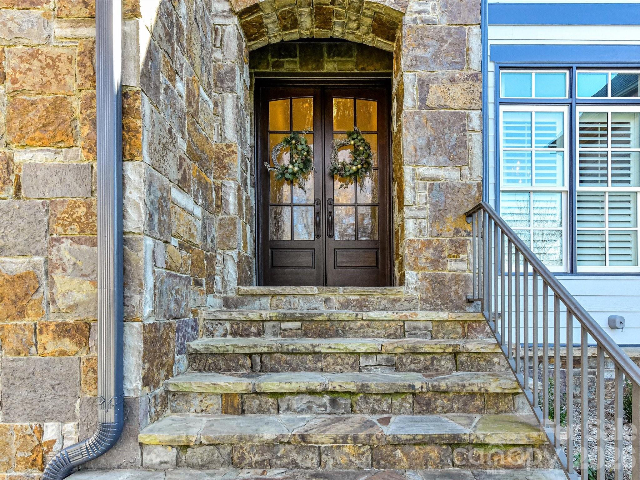 18624 Silent Falls Cove