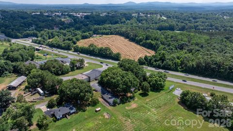 Photo of 4002 Hickory Boulevard, Granite Falls, NC 28630 (MLS # 4393343)