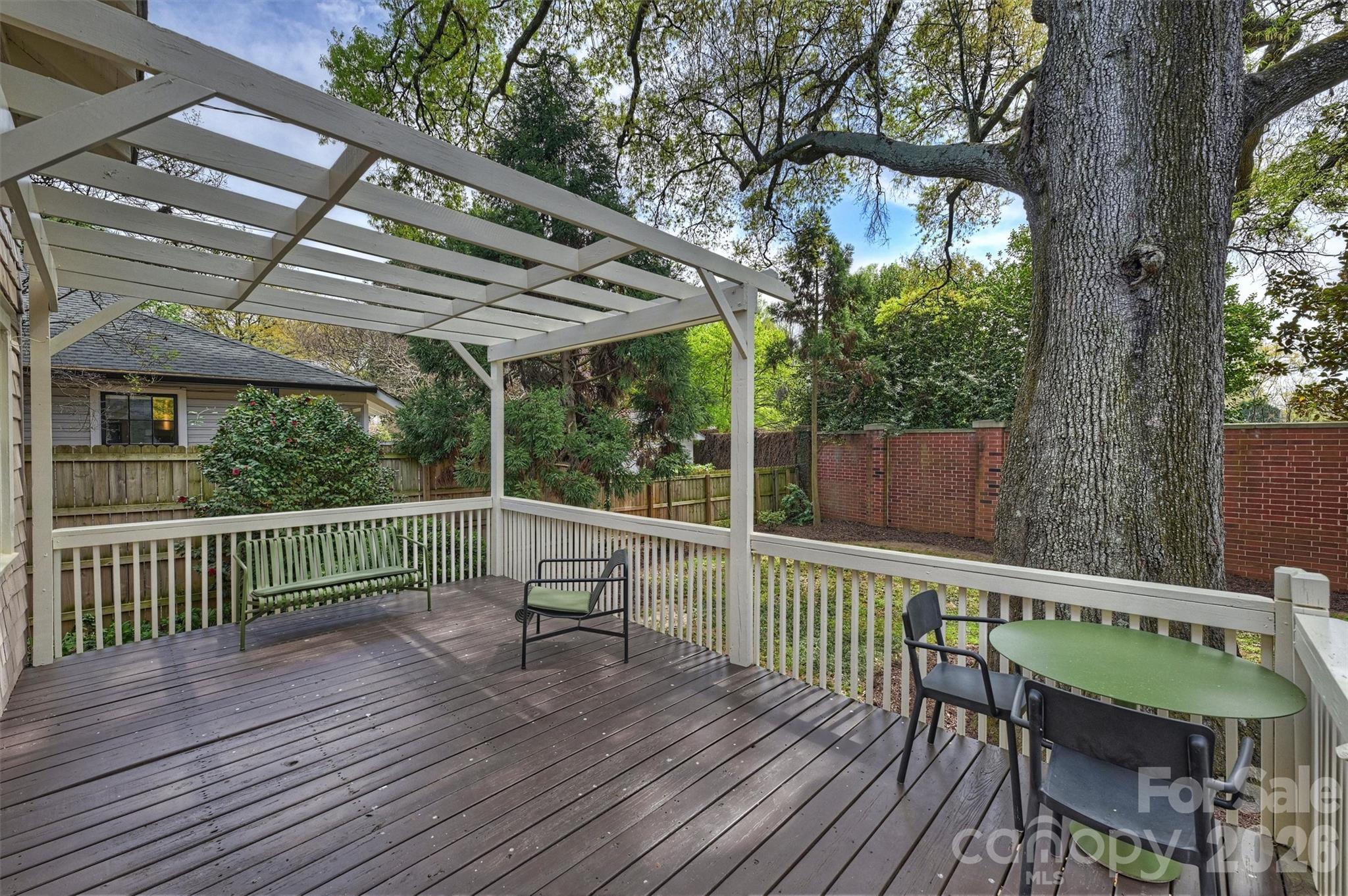 Elizabeth - Residential