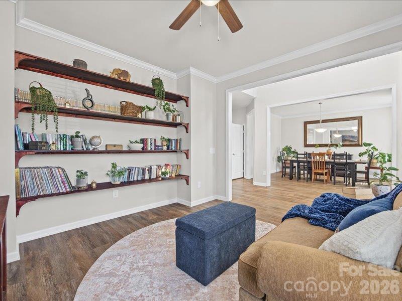 213 Candish Court