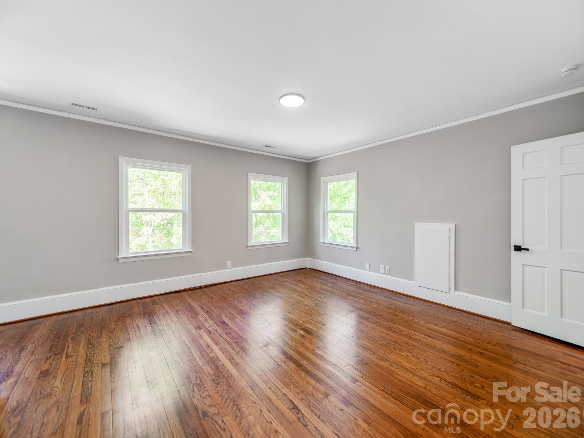 Sunset Dr - Residential