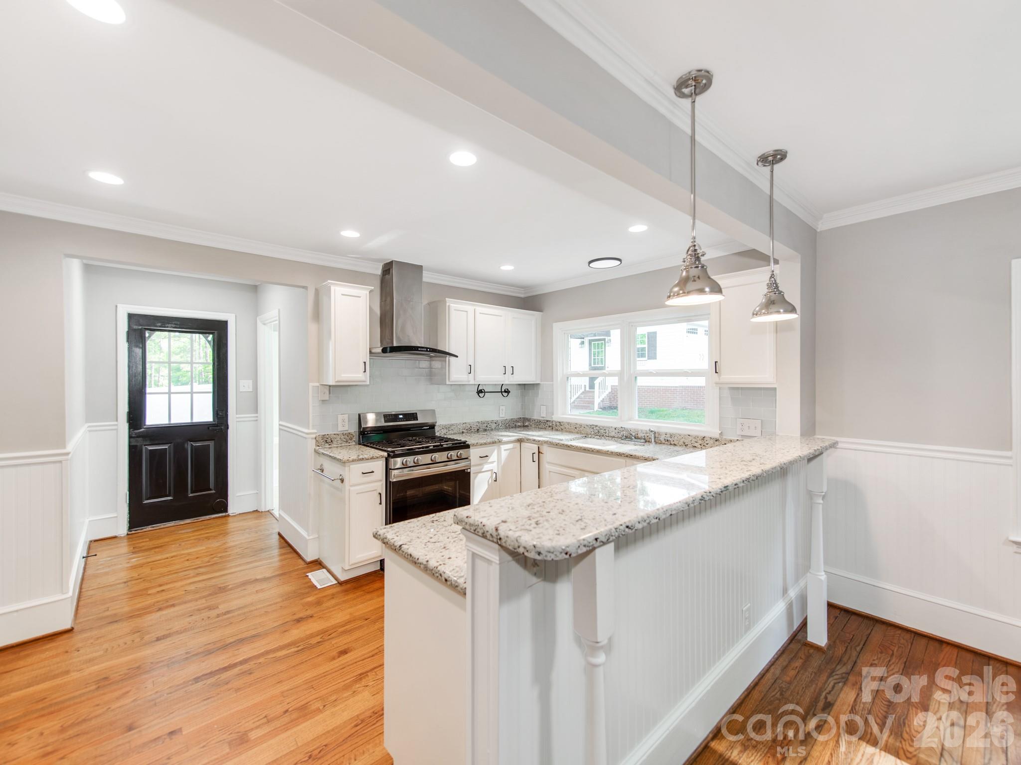 Sunset Dr - Residential