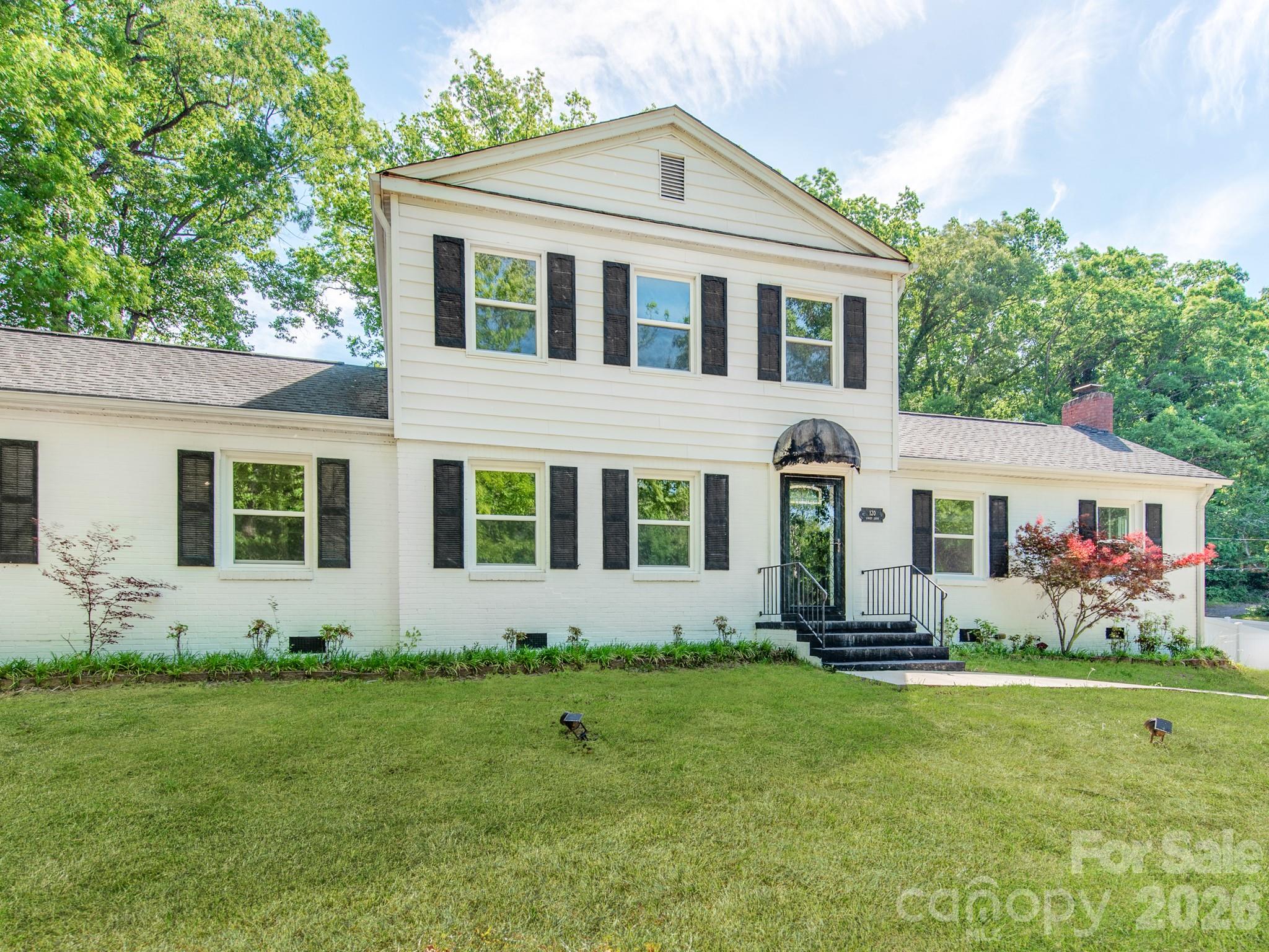 Sunset Dr - Residential