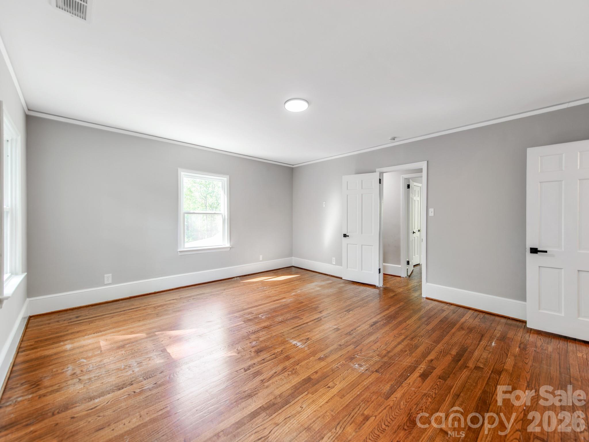 Sunset Dr - Residential