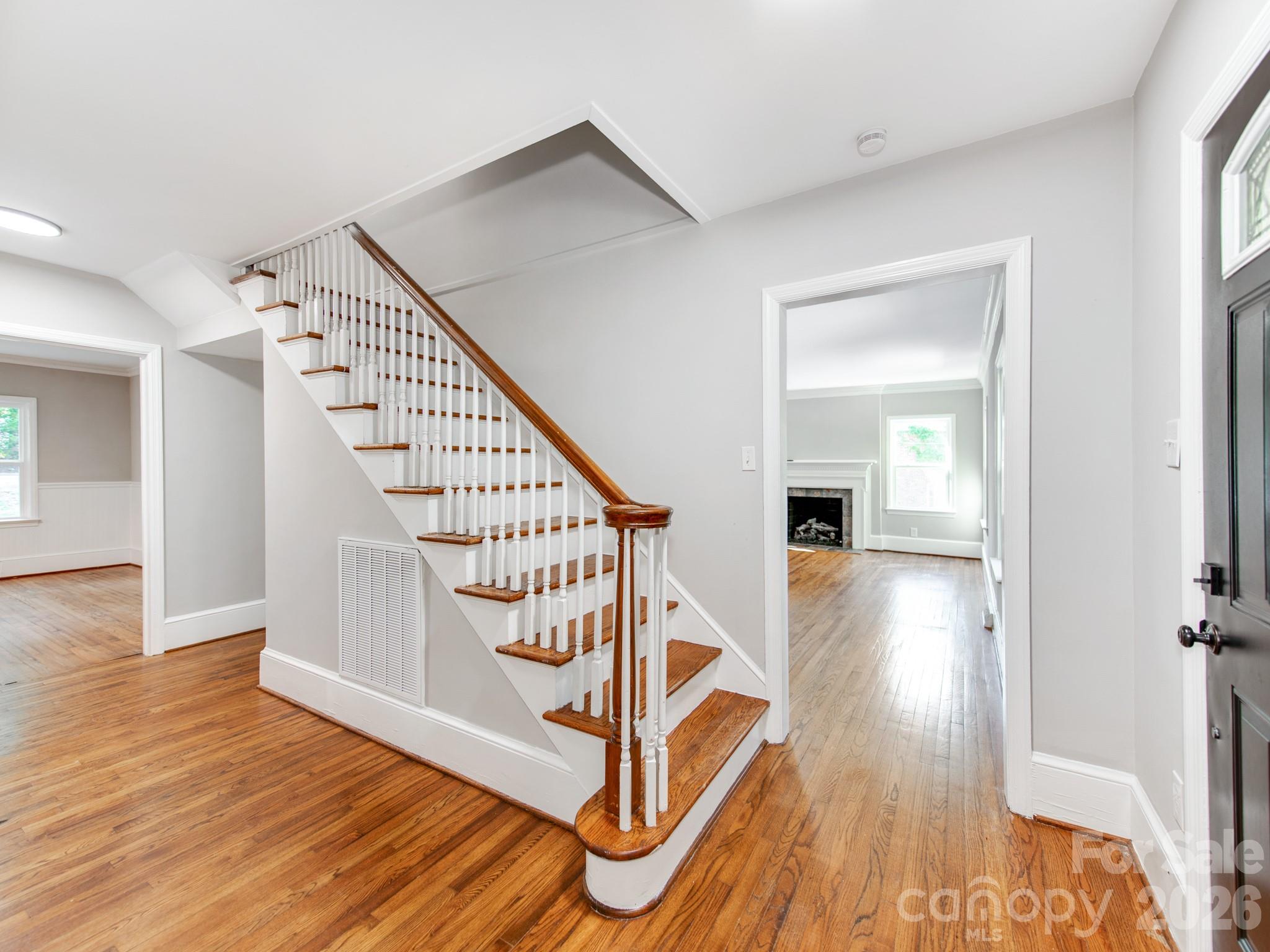 Sunset Dr - Residential