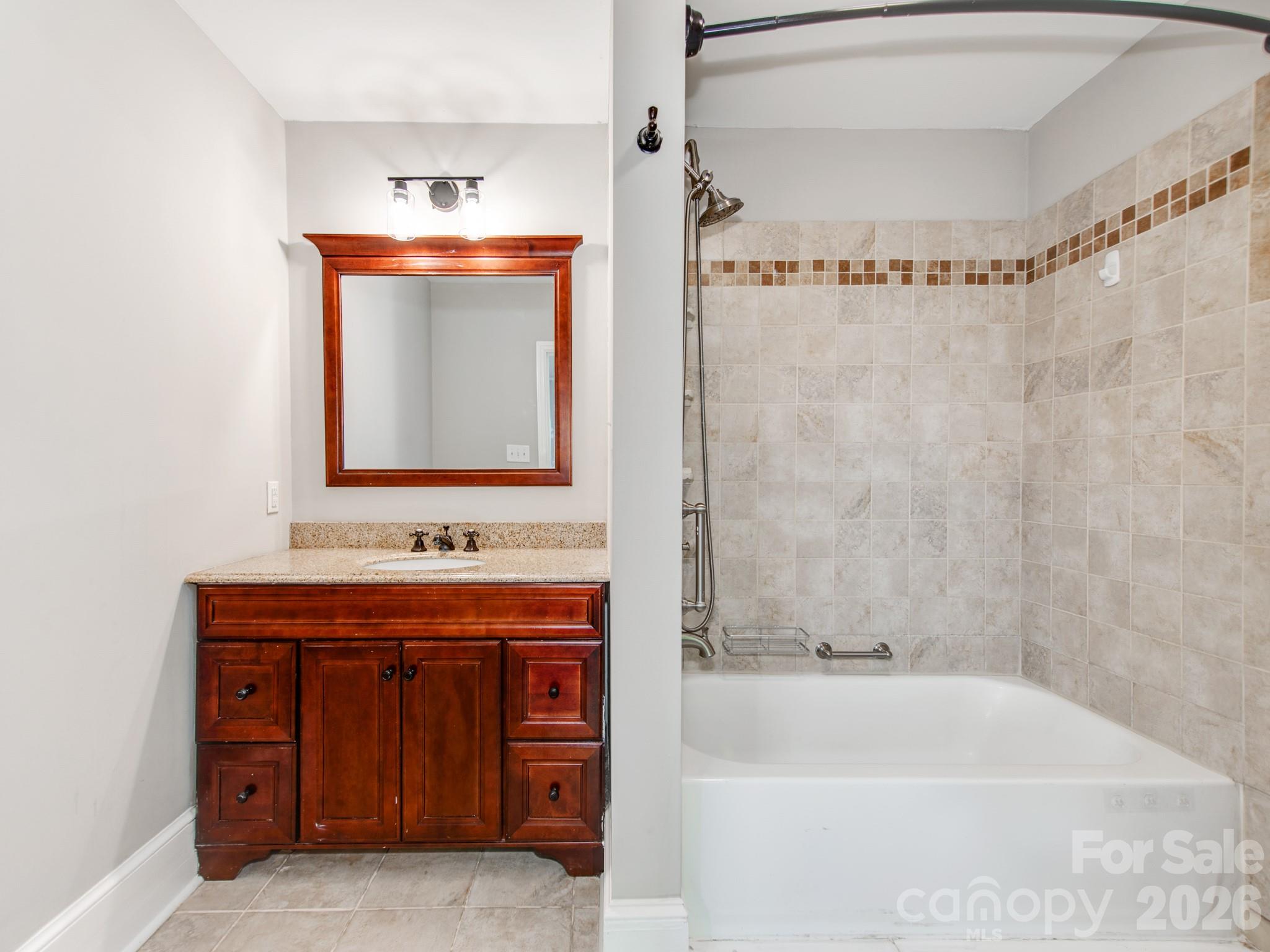 Sunset Dr - Residential