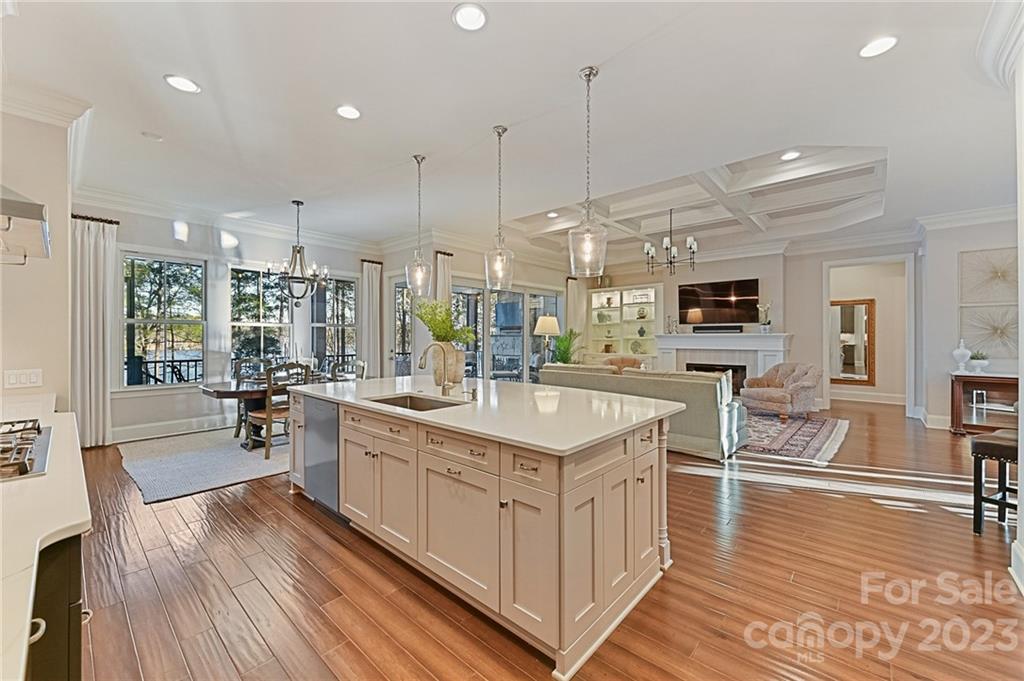 Mclean - South Shore - Residential