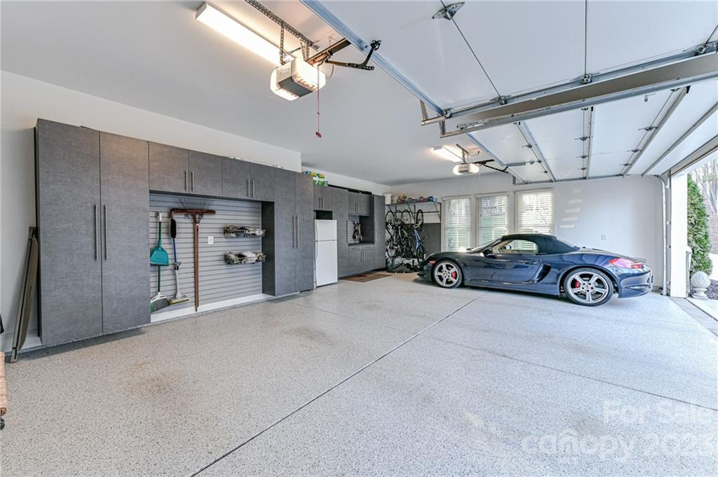 Mclean - South Shore - Residential