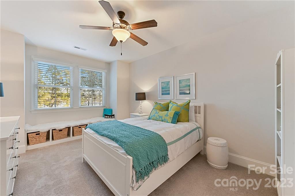 Mclean - South Shore - Residential