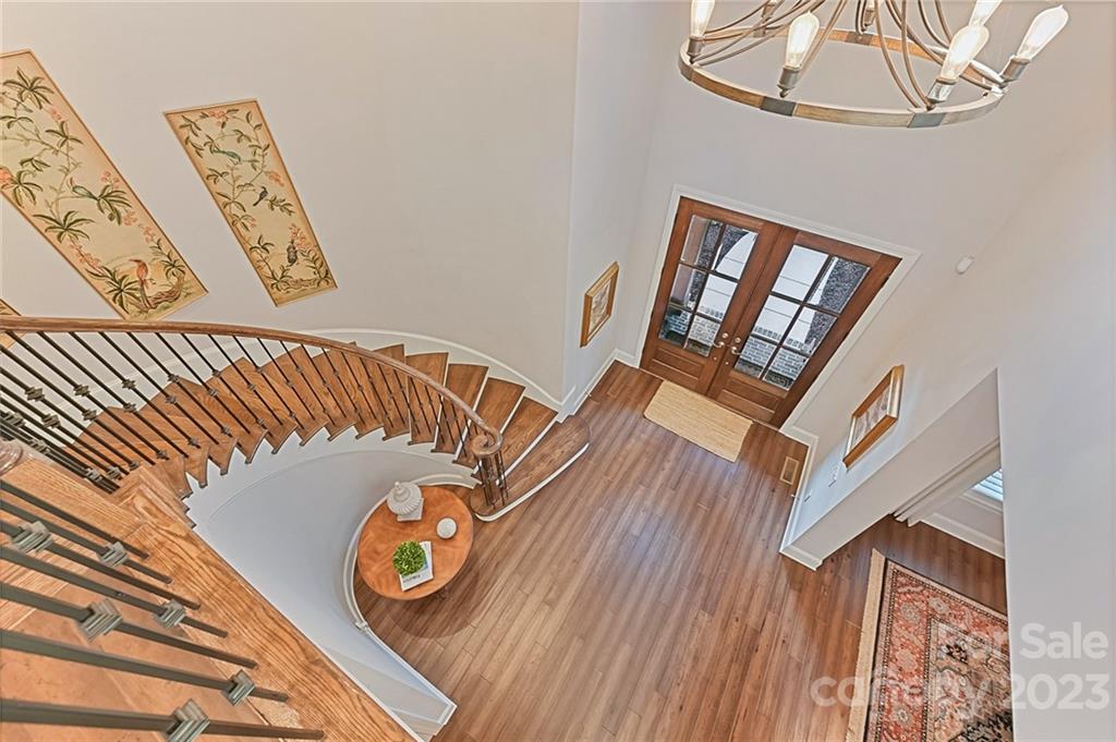 Mclean - South Shore - Residential