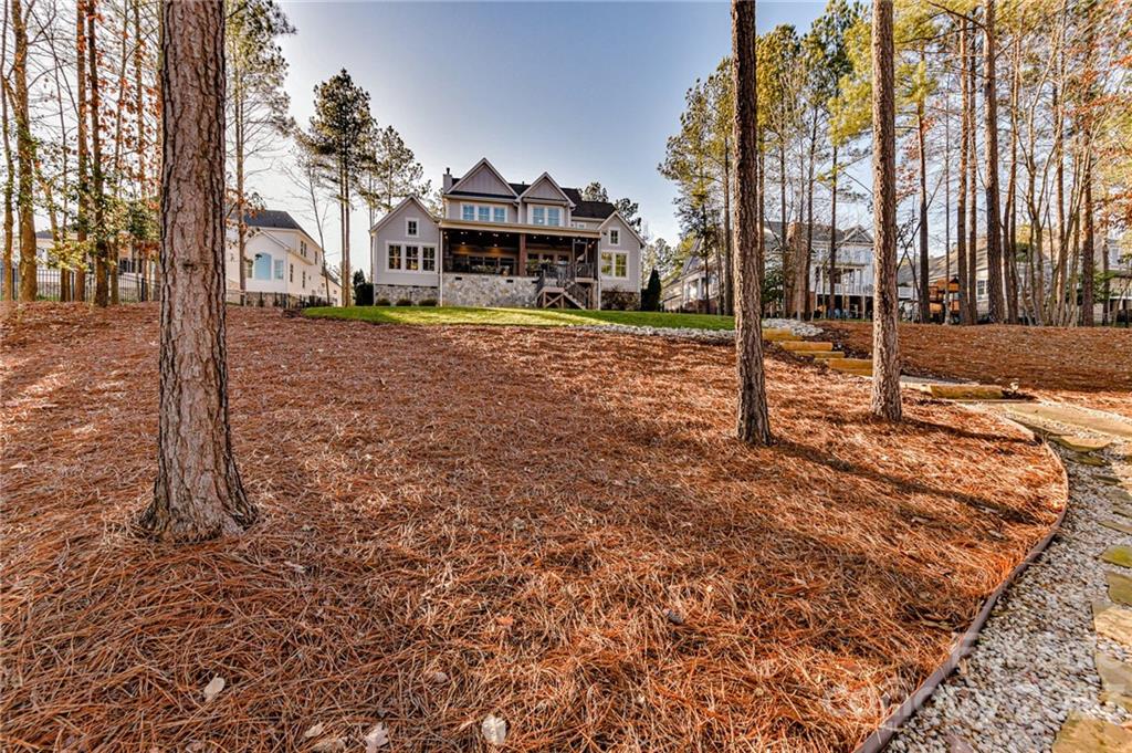 Mclean - South Shore - Residential