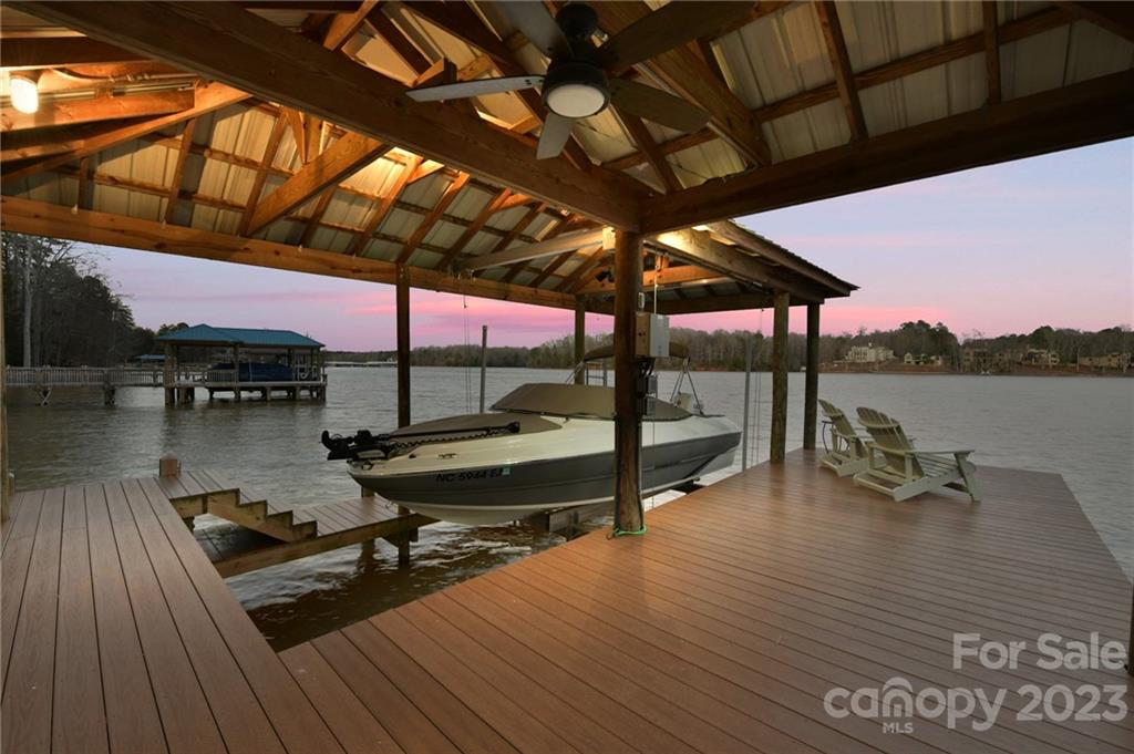 Mclean - South Shore - Residential