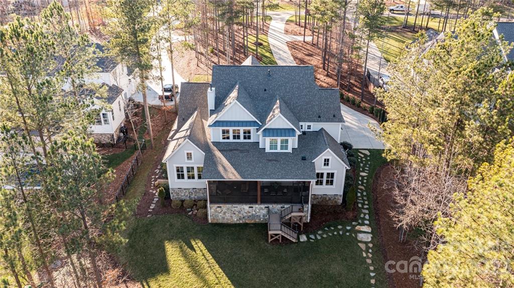 Mclean - South Shore - Residential