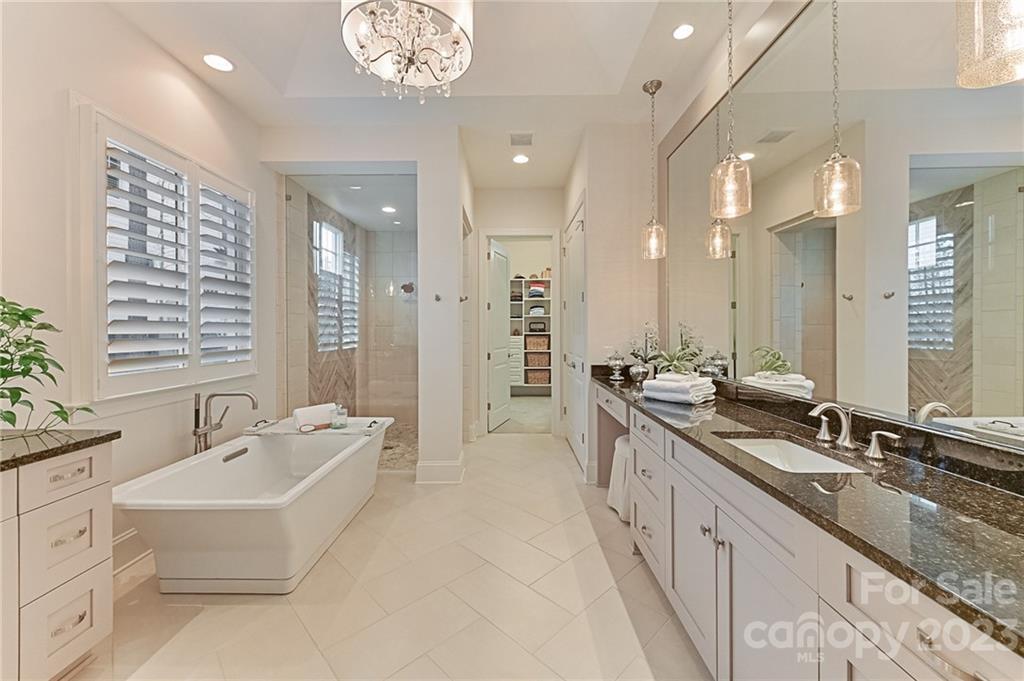 Mclean - South Shore - Residential