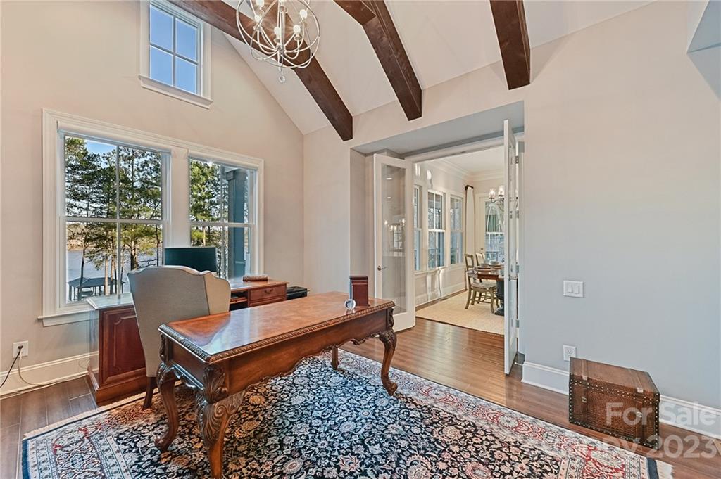 Mclean - South Shore - Residential