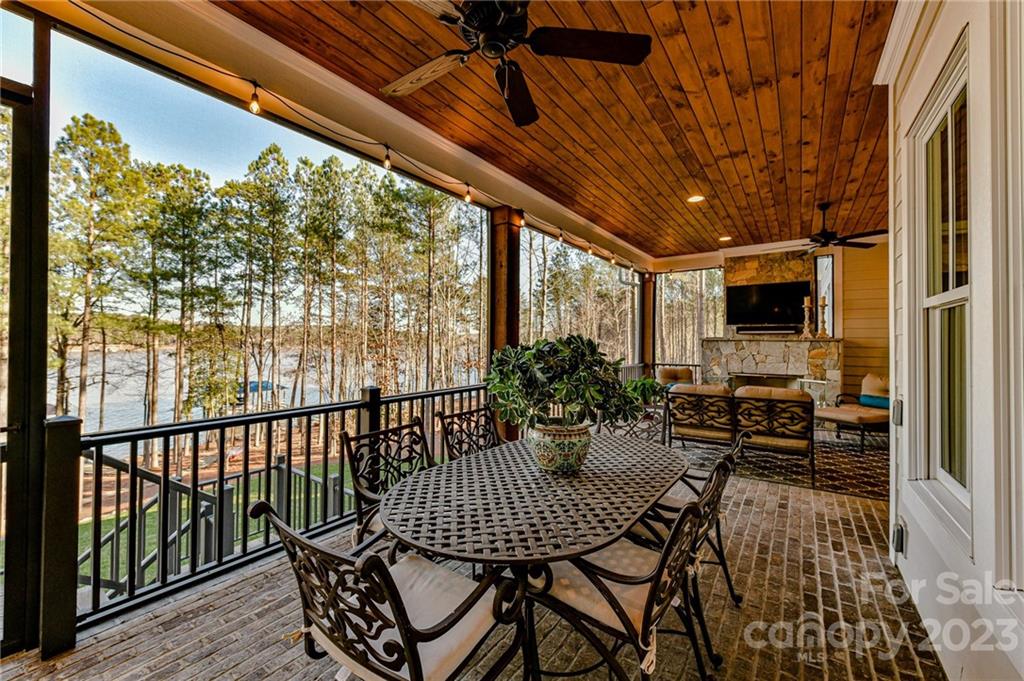 Mclean - South Shore - Residential