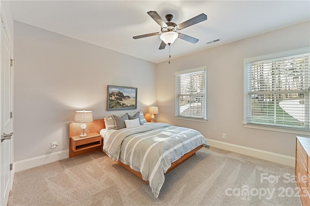 Mclean - South Shore - Residential