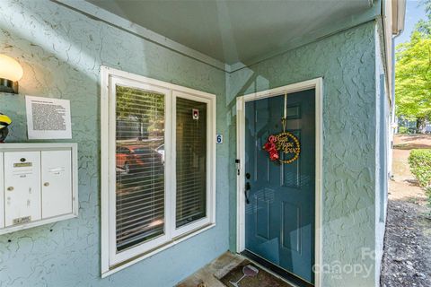 1914 Meadowlark Lane 6 Charlotte NC 28210