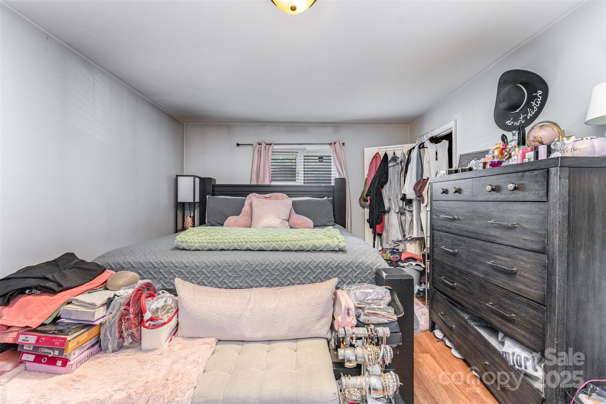 1914 Meadowlark Lane 6