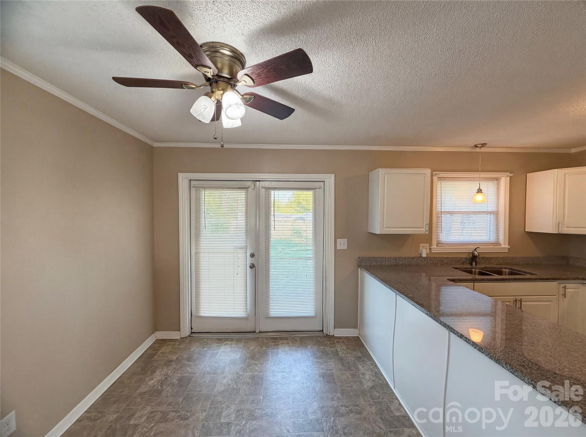 Vinton Woods - Residential