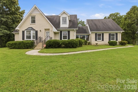 Photo of 3343 Olde Creek Trail, Matthews, NC 28105 (MLS # 4389464)