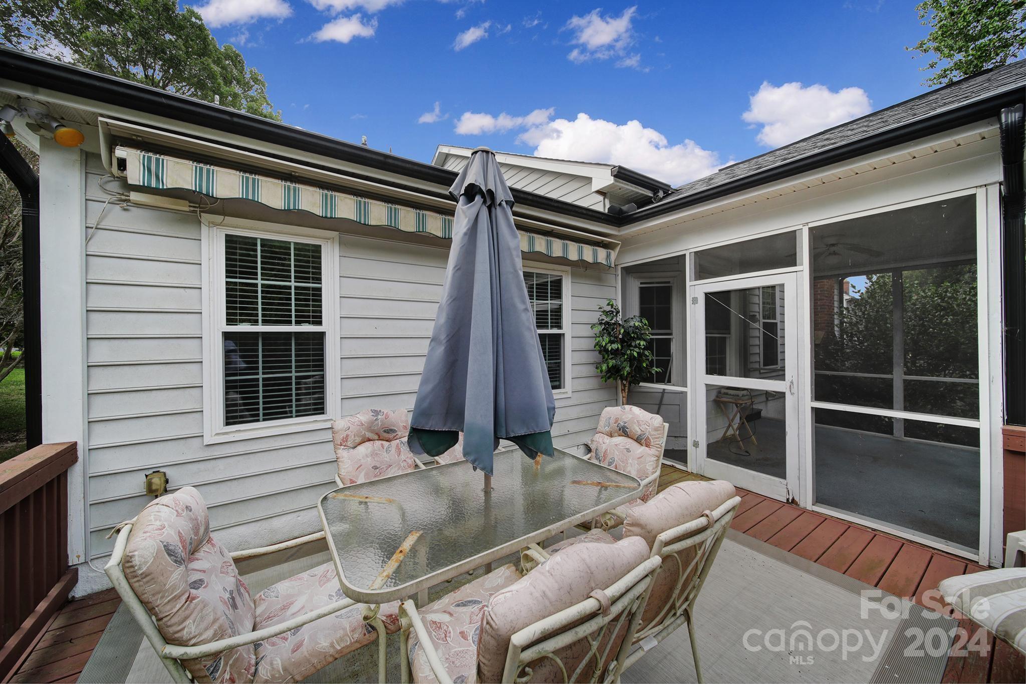 WHITEGROVE - Residential