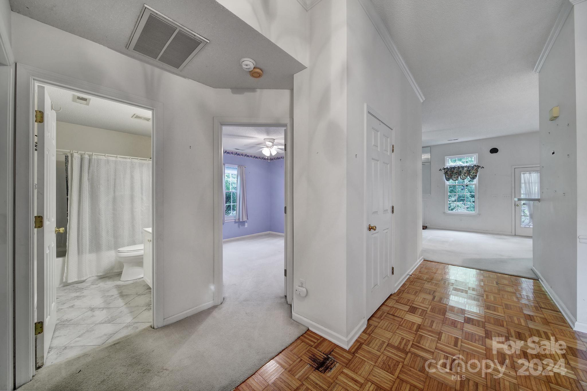 WHITEGROVE - Residential