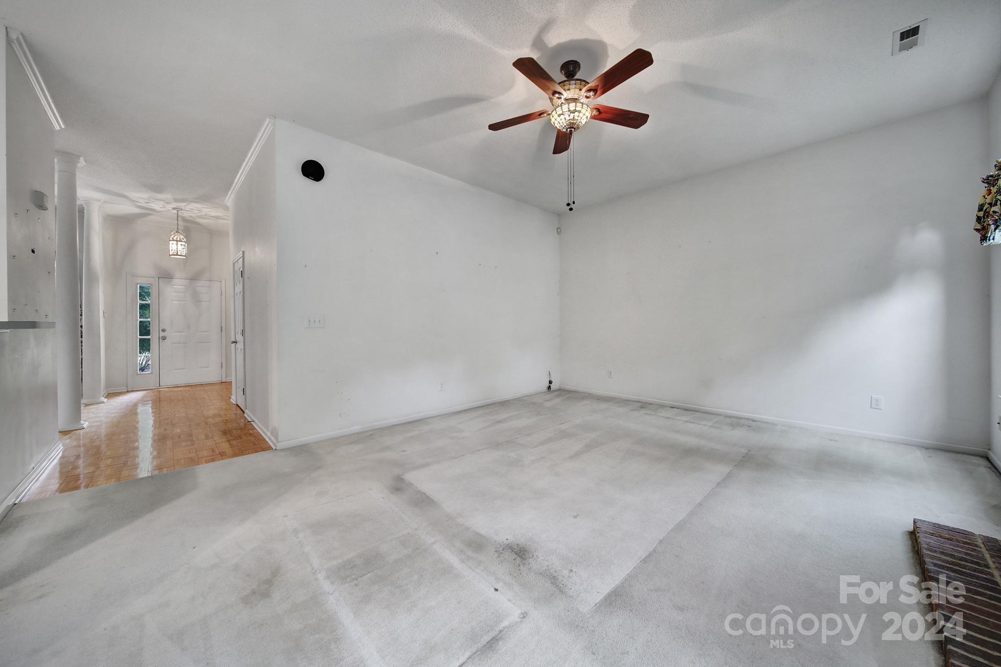 WHITEGROVE - Residential